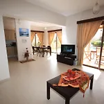 Villa Bay *
