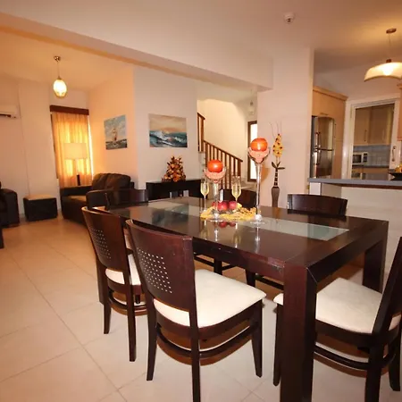 Bay Villa