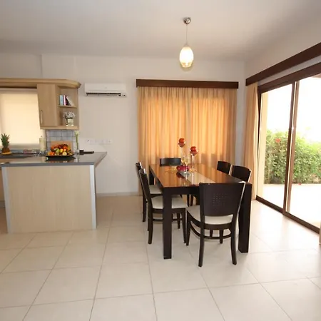 Bay Pissouri